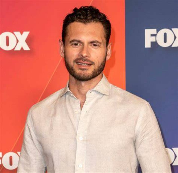 Adan Canto's Instagram account