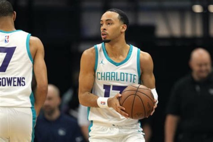 Amari Bailey is a professional basketball player
