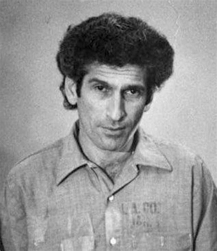 Angelo Buono Talking To A Woman