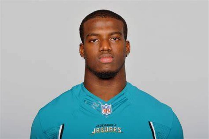 Antonio Dennard height