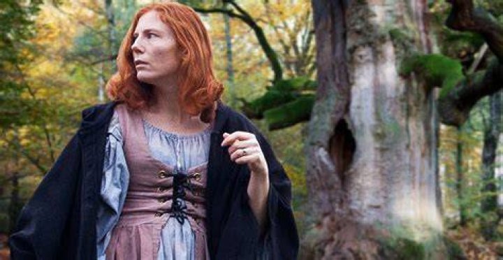 Celtic Woman In Tree Trunk
