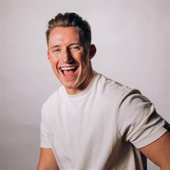 Chris Pearson facts