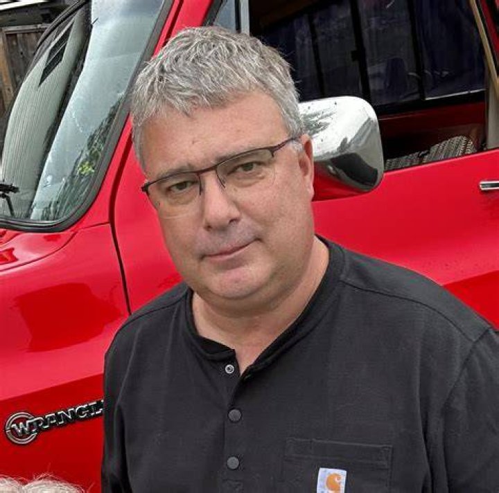 Chris Pearson was the owner of GoociFlooci