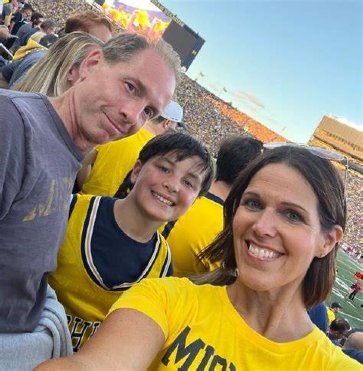 Dana Walker and her husband Remigio Bonzon Gabriel
