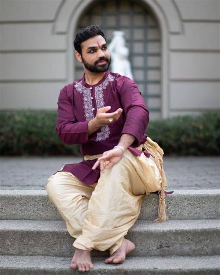 Deepak Singh with his Kathak Guruji Tanvi Palav