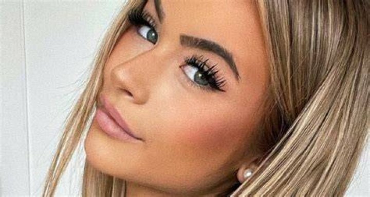 Emily Elizabeth is a famous Instagram model who has more than 1.9 million followers as of March 2022