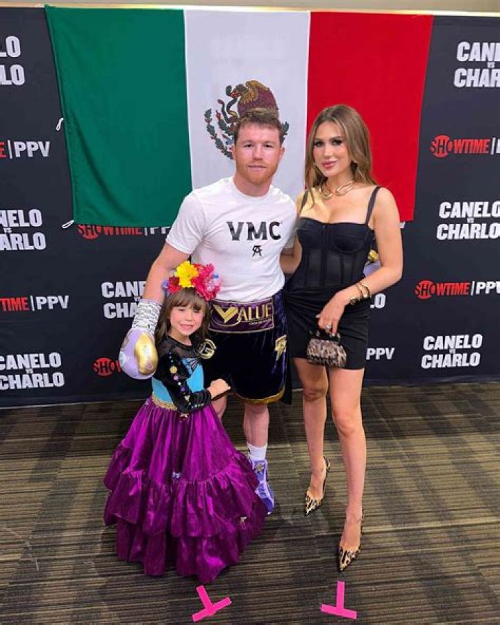 Fernanda Gomez height is 5 feet 5 inches