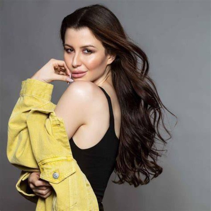 Giorgia Andriani Height, Weight & Physical Appearance