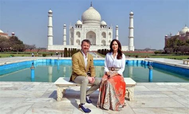 Hannah Dodd visited Taj Mahal in India