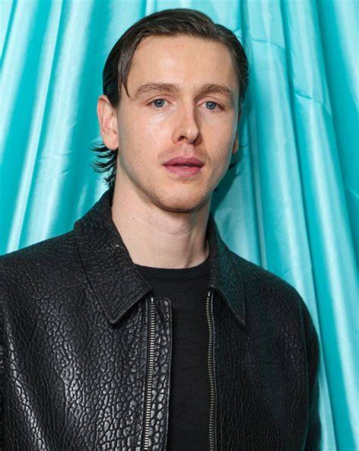 Harris Dickinson