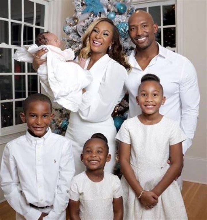 Holt with his former wife and kids