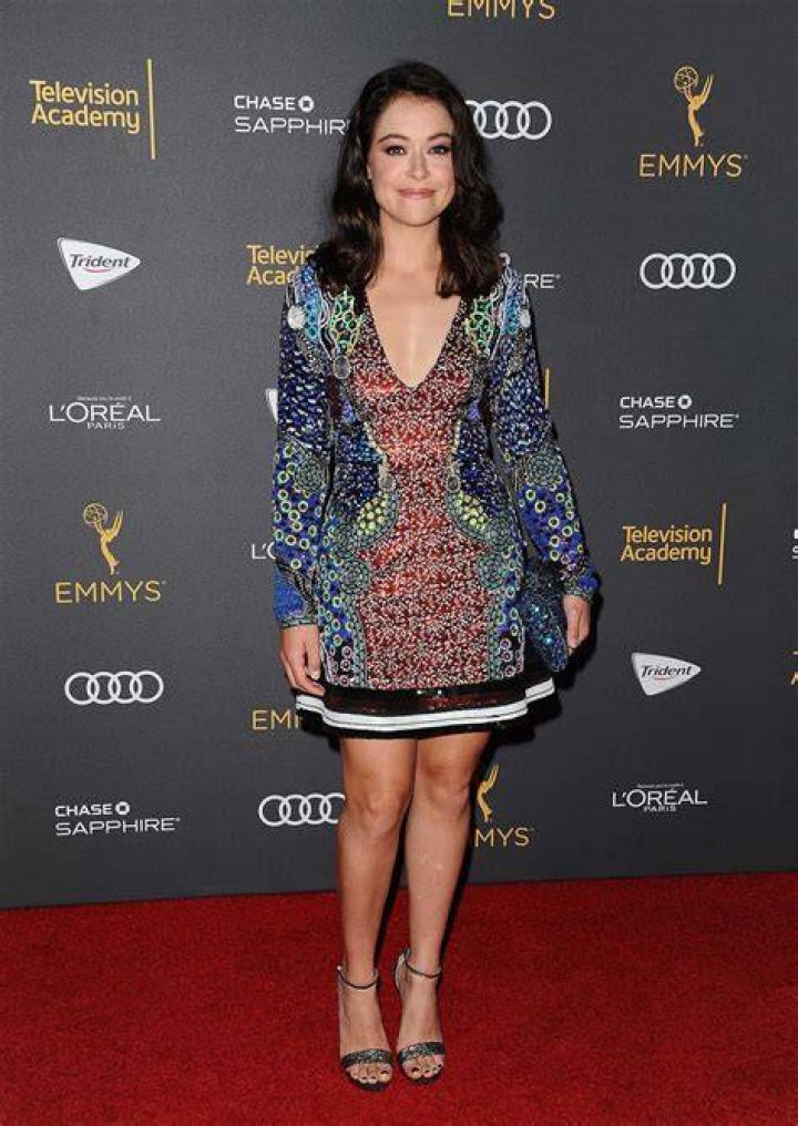 How tall is Tatiana Maslany