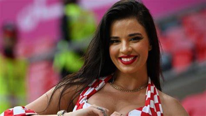 Ivana Knoll facts
