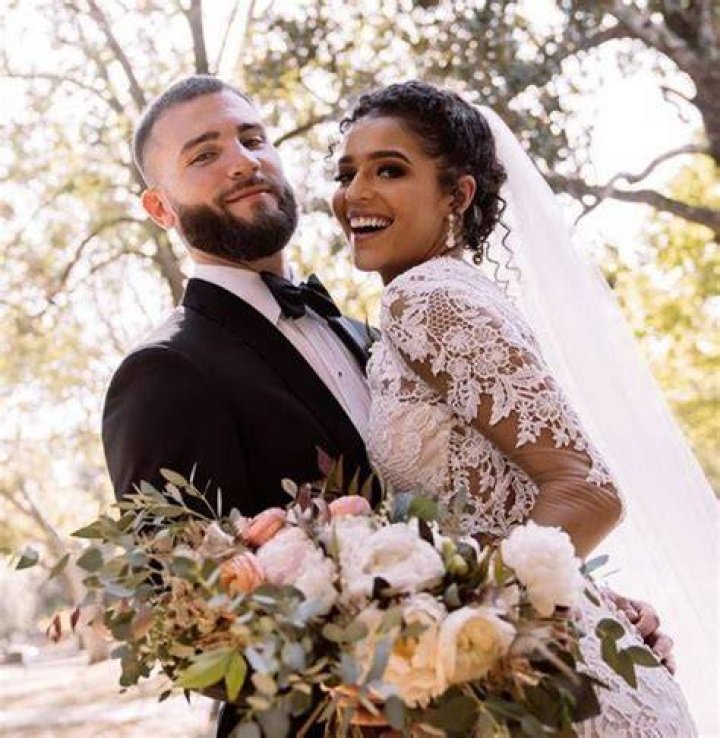 Jordan Hardy married her husband Caleb Plant in November 2019