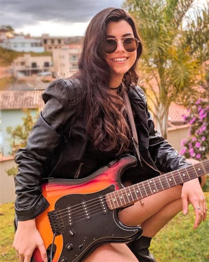 Larissa wiki
