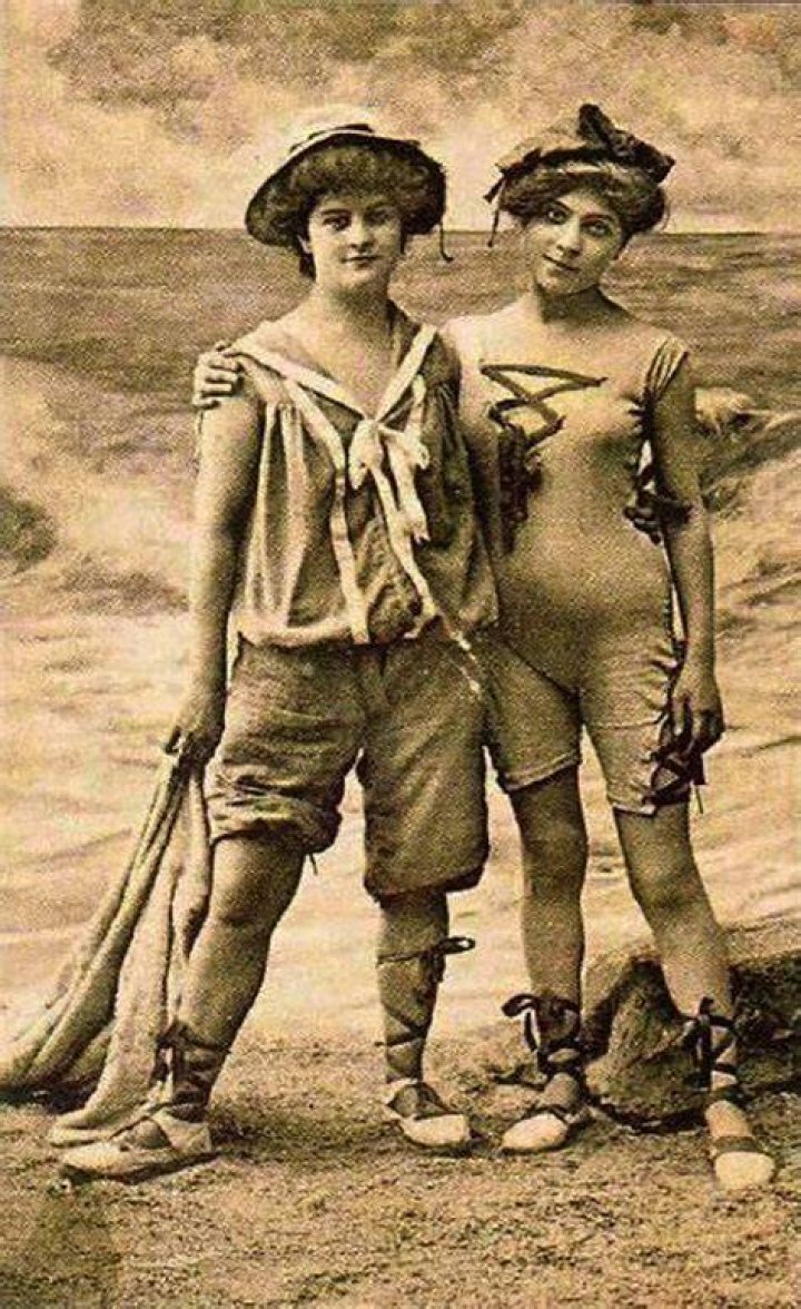 Later Victorian Swimwear