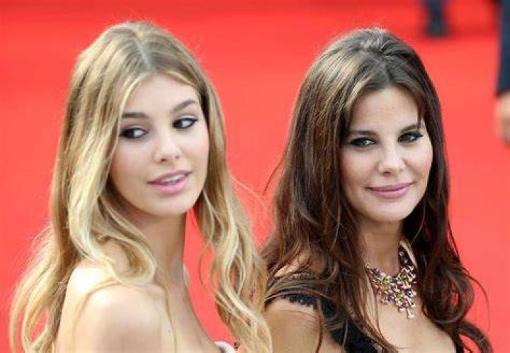Lucila Solá with her mother