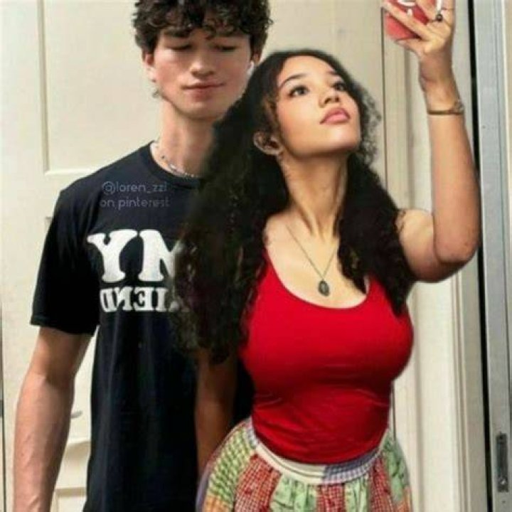Malia Baker Boyfriend Name, Husband & Relationships