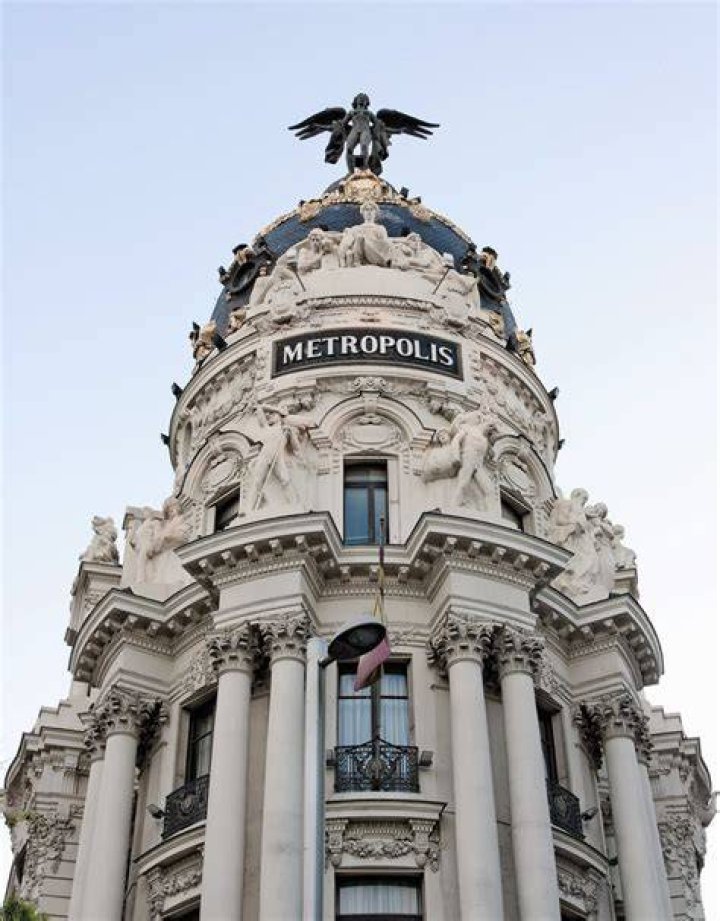 Metropolis Building in Madrid