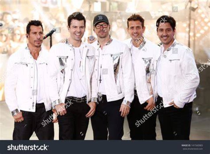 NEW YORK-MAY 31: (L-R) Danny Wood, Jordan Knight, Donnie Wahlber