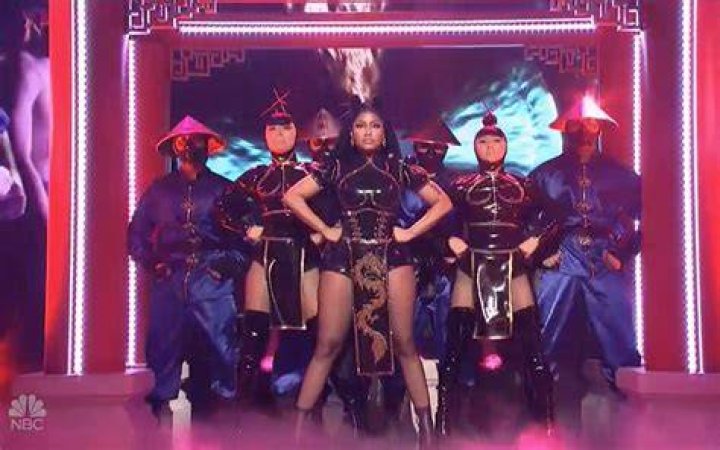 Nicki Minaj Performs 
