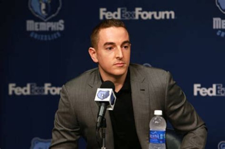 Robert Pera Father, Mother's Name, Siblings & More