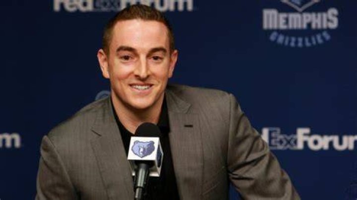 Robert Pera Wiki & Bio (School & College)