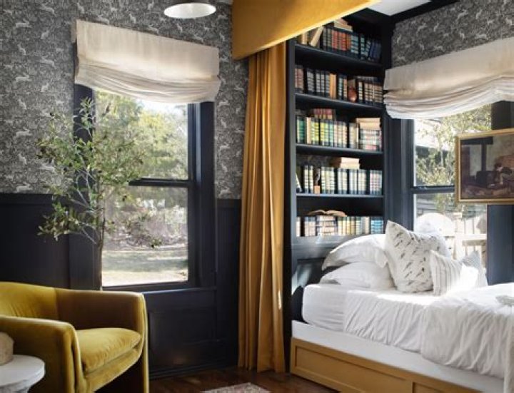 Room In A Box Compact Picture