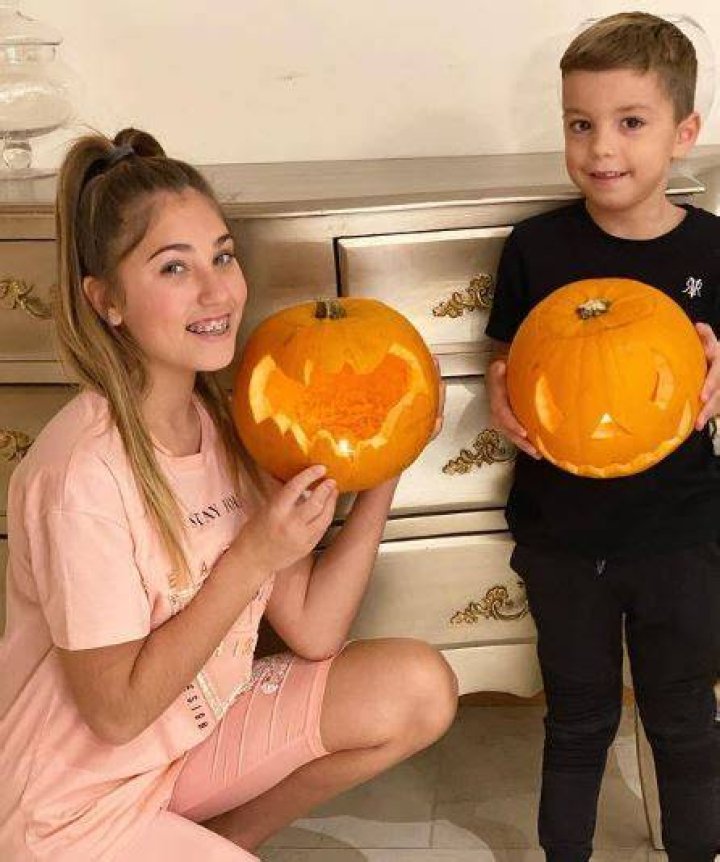Rosie McClelland celebrates Halloween