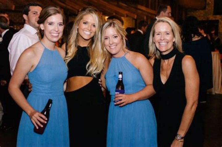 Salley Carson Children, Affairs & Personal Life