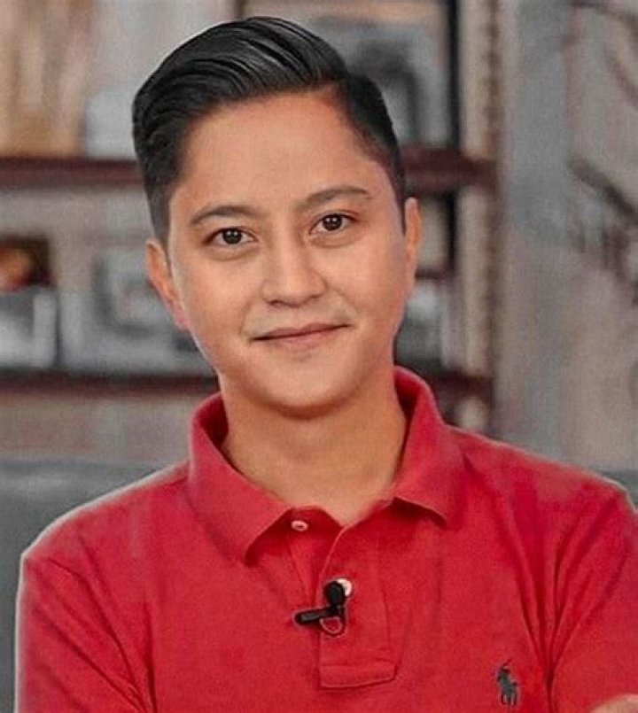 Sandro Marcos works as a Senior Associate at Gerson Lehrman Group
