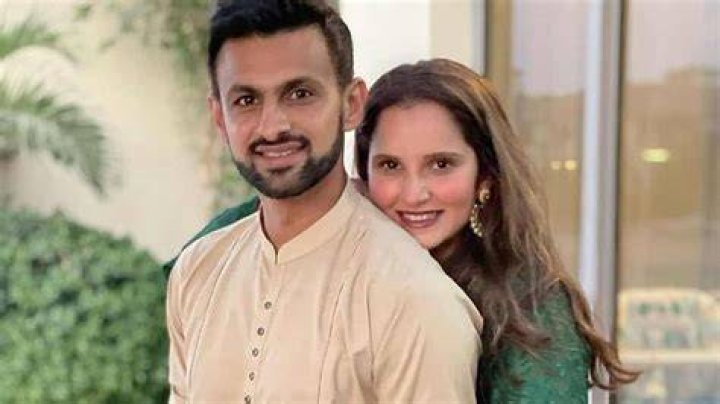 Sania Mirza Biography, Age, Height, Husband, Net Worth, Family