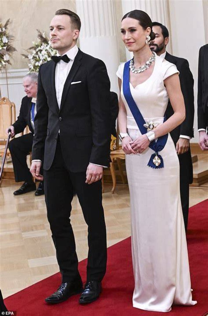 Sanna Marin with her husband Markus R&auml;ikk&ouml;nen