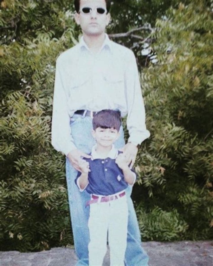 Sheezan Khan with his father