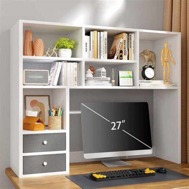 Shelves and Desk Casulo