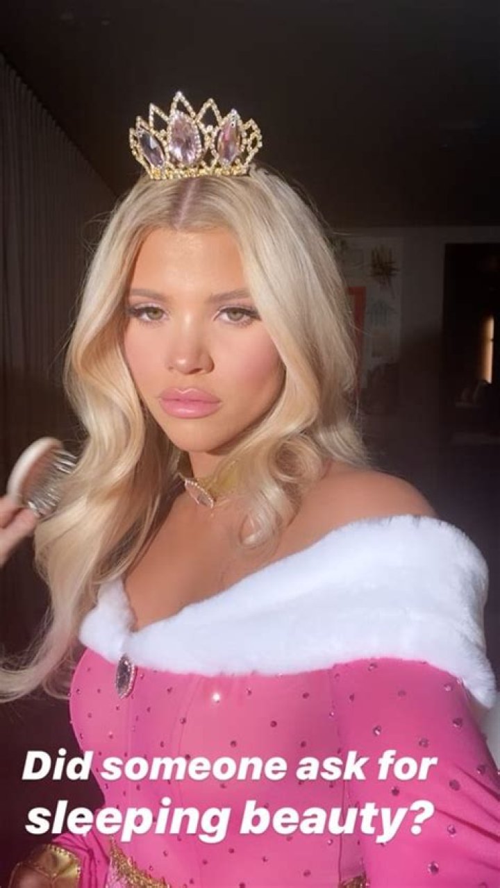 Sofia Richie Sleeping Beauty Halloween Costume