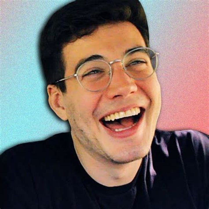 Ted Nivison Instagram account has over 450,000 followers as of May 2021