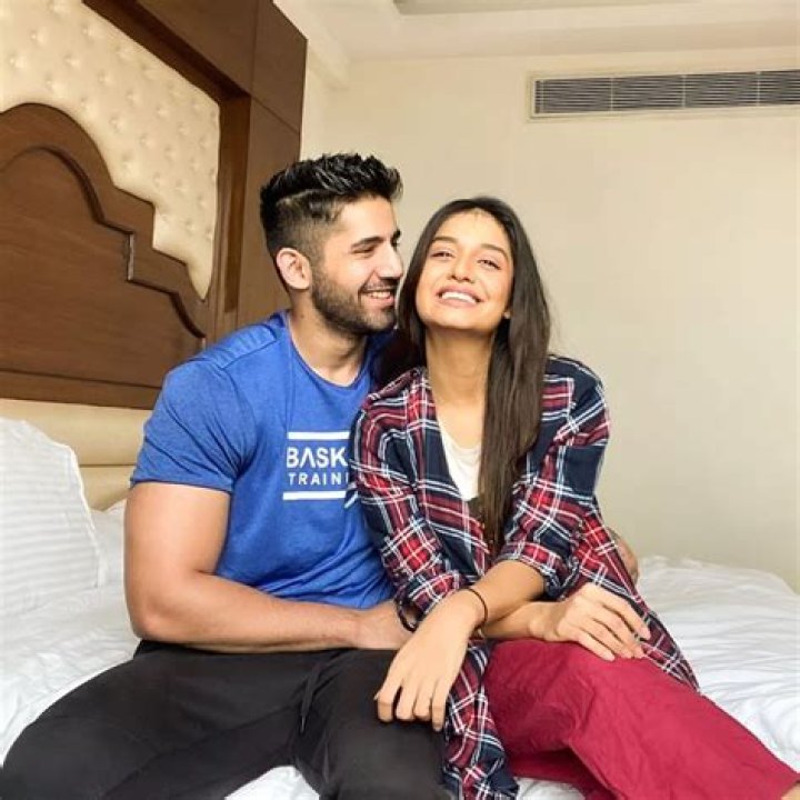 Varun Sood girlfriend Divya Agarwal