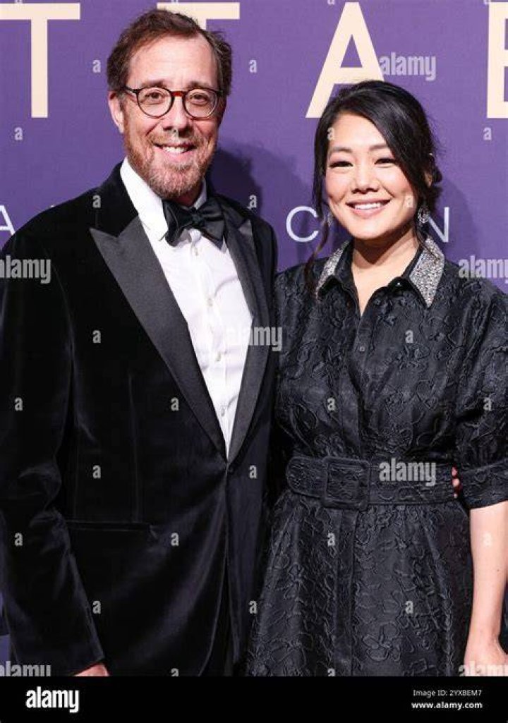 Wife of Rob Minkoff named Crystal Kung Minkoff is a graduate of The University of California